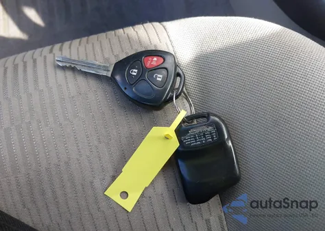 2011 Toyota Rav4 z USA, uszkodzony, nr VIN 2T3BF4DV8BW160629